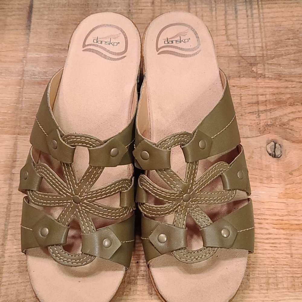 Dansko shoes